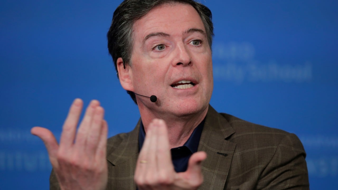James Comey dituntut terkait postingan anti-Trump